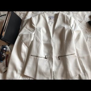 Primary brand new blazer